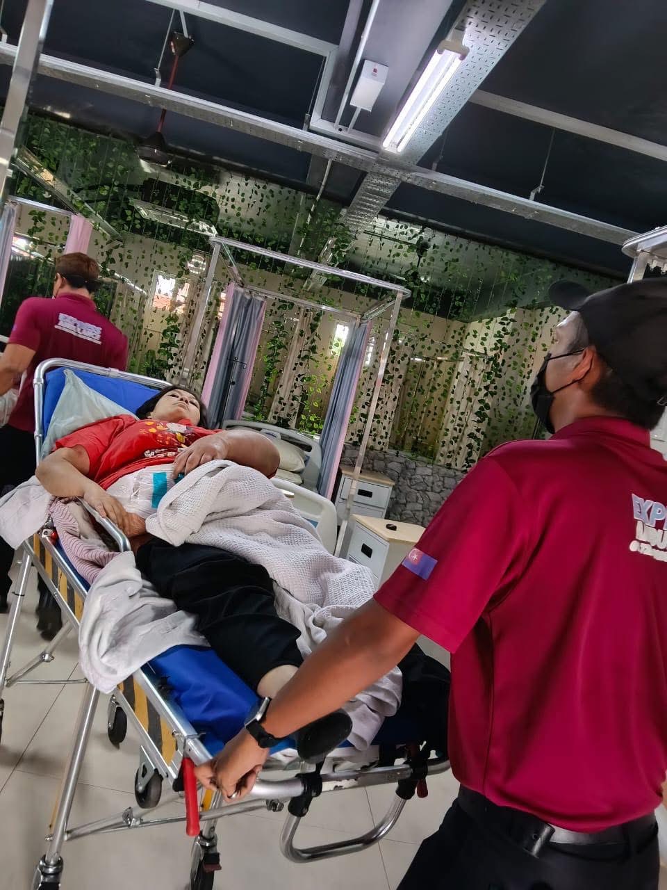 接下来的日子就由以爱接手照顾吧！